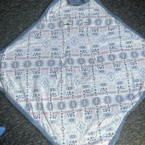 Couverture Bemini avec bonnet
